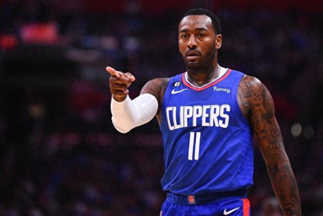 詹姆斯63+21沃特斯40分周琦25分 天津大胜广东